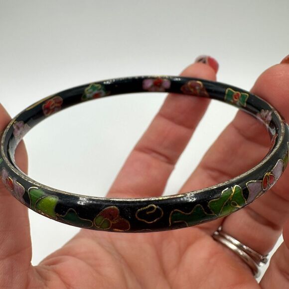 You pick! White or black floral cloisonne bangle bracelet, size 8.5! - Picture 7 of 15